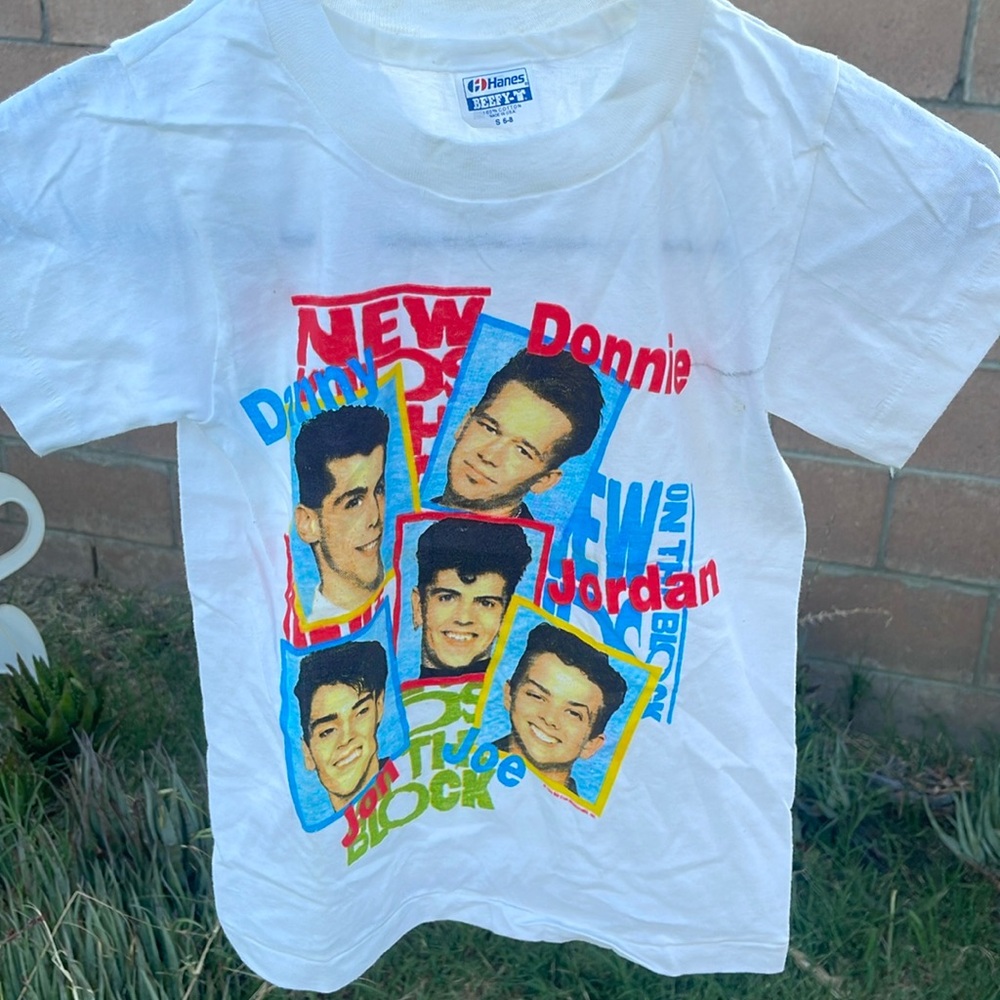 Vintage New Kids On The Block Tee Shirt Sz 6-8 Kids Single Stitch